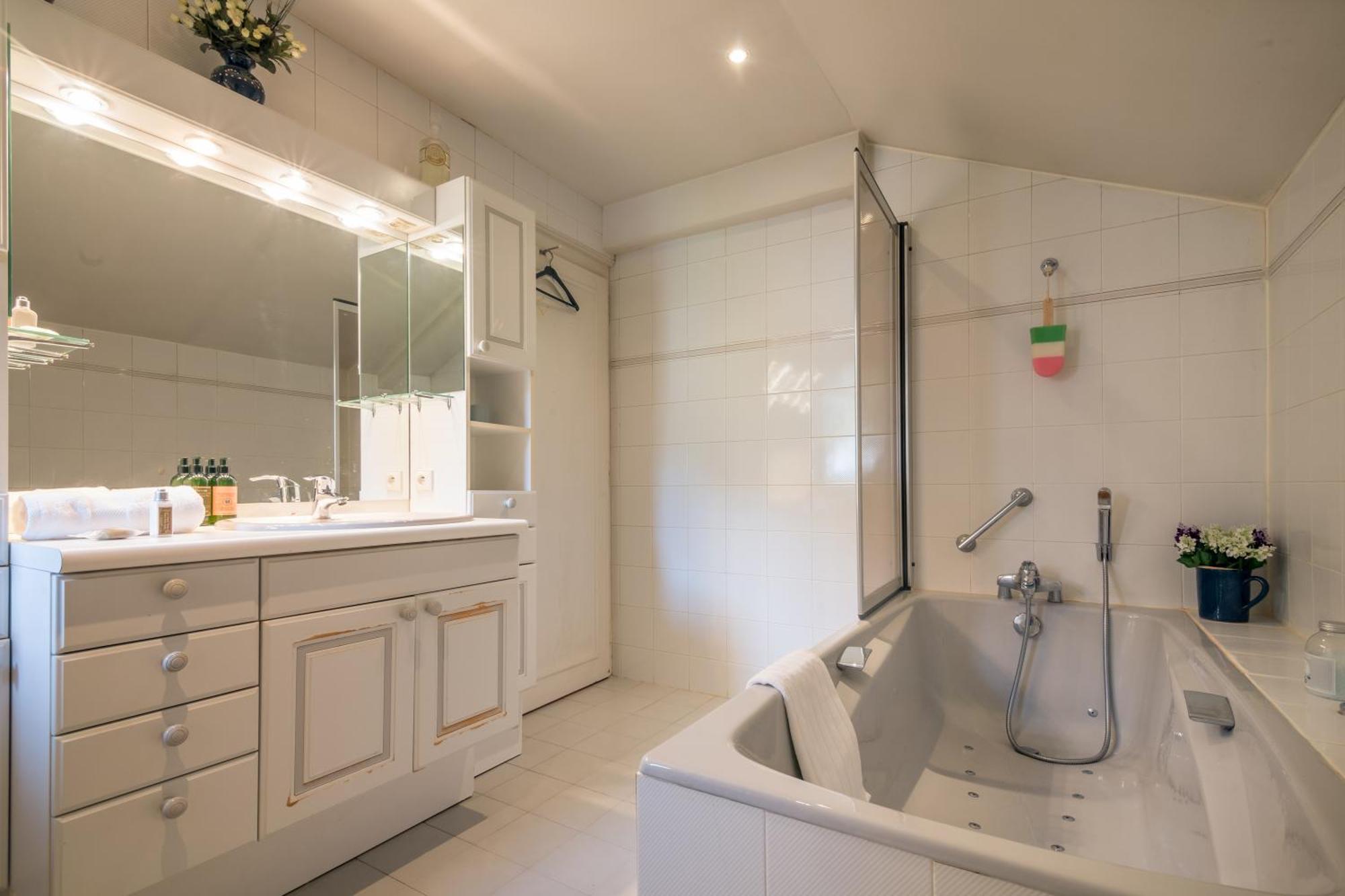 Montblanc Alpine Ski & Sauna Retreat - Happy Rentals Chamonix Bagian luar foto