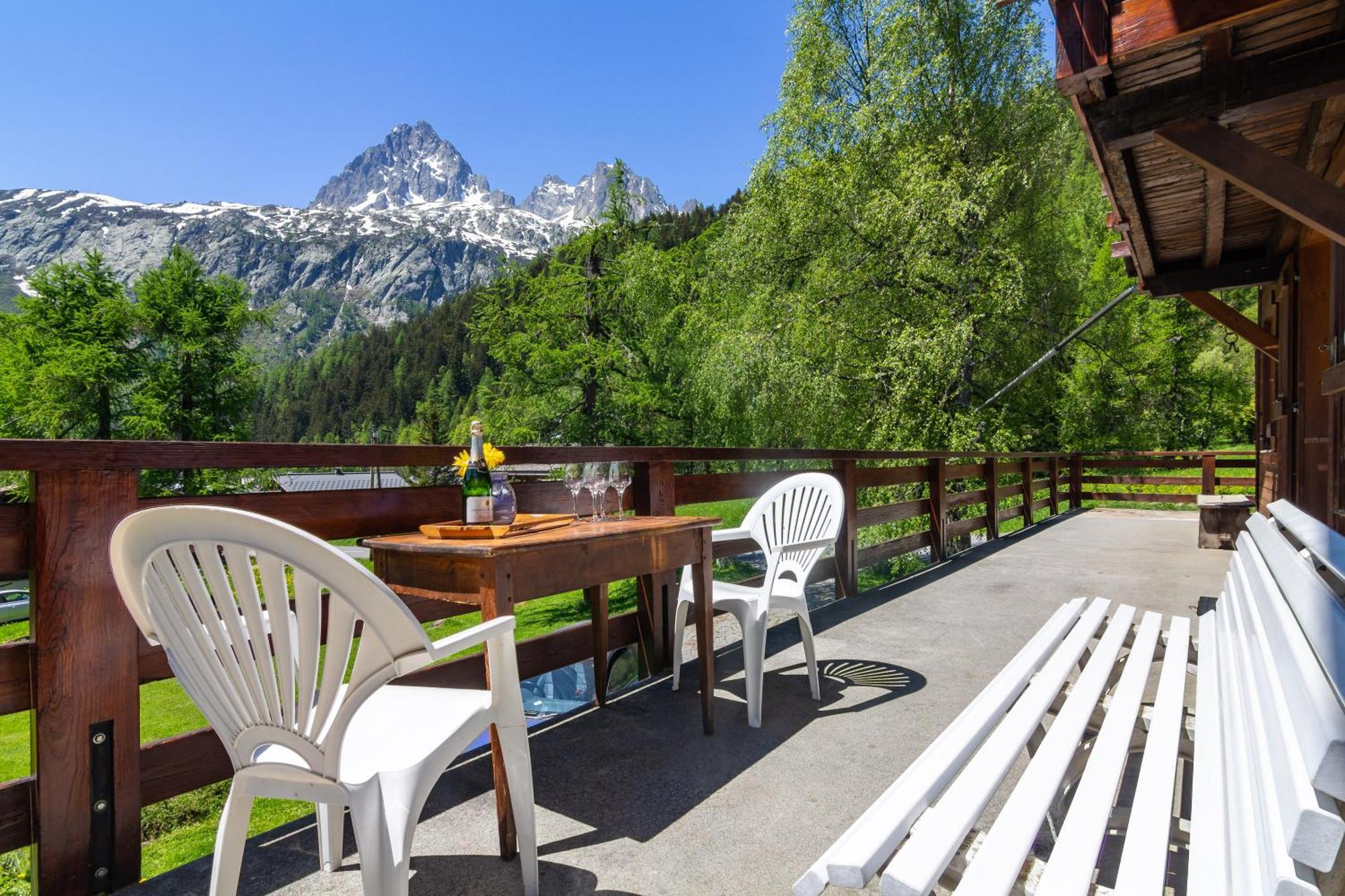 Montblanc Alpine Ski & Sauna Retreat - Happy Rentals Chamonix Bagian luar foto